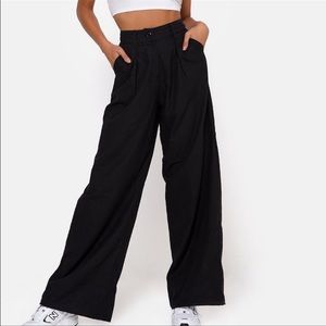 Yeva Trouser in Black